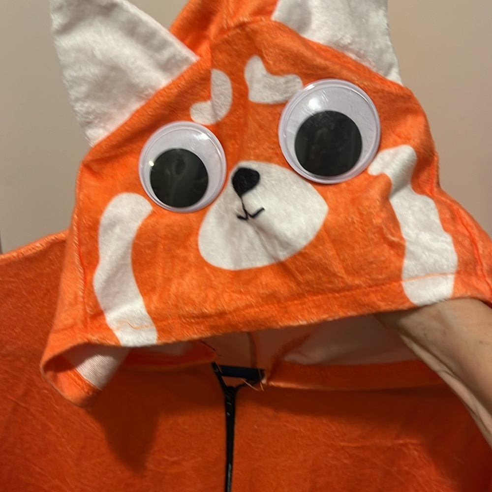 Kids large red panda costume- Halloween 🎃 - Picture 3 of 3